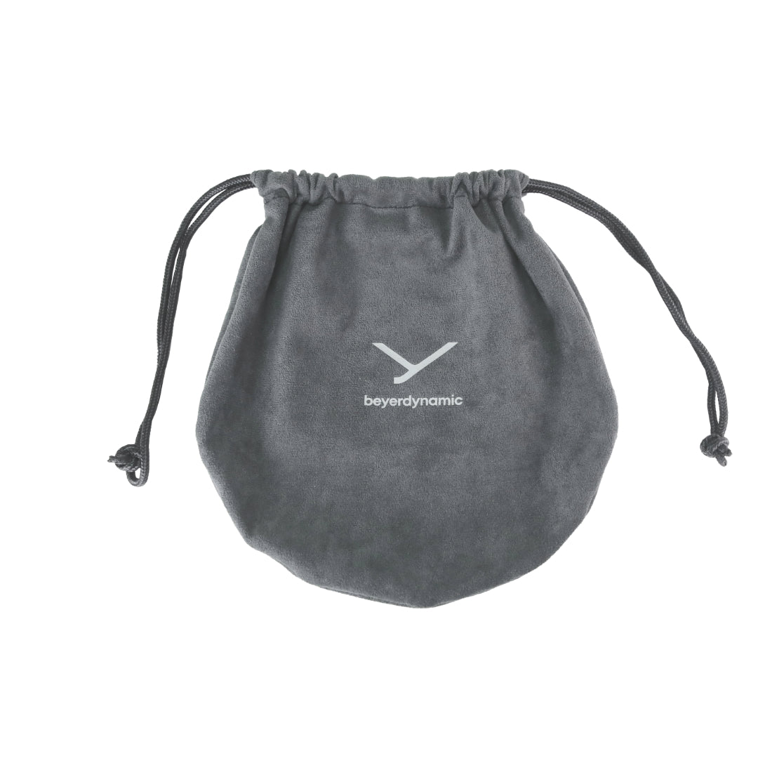 A soft carry bag to protect your headset
