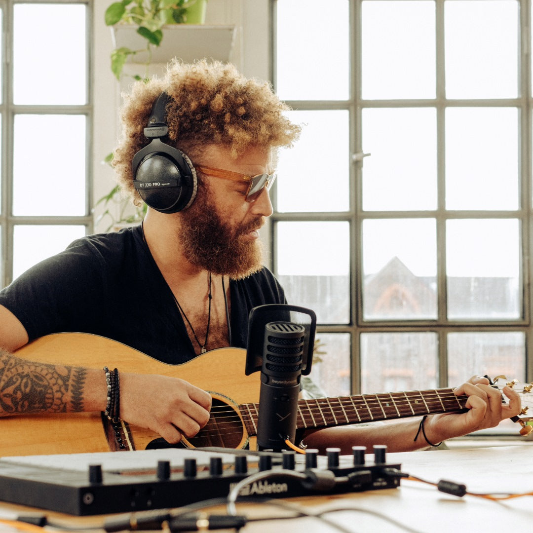 DT 770 PRO 250 Ohm Professional Monitoring Headphone for recording
