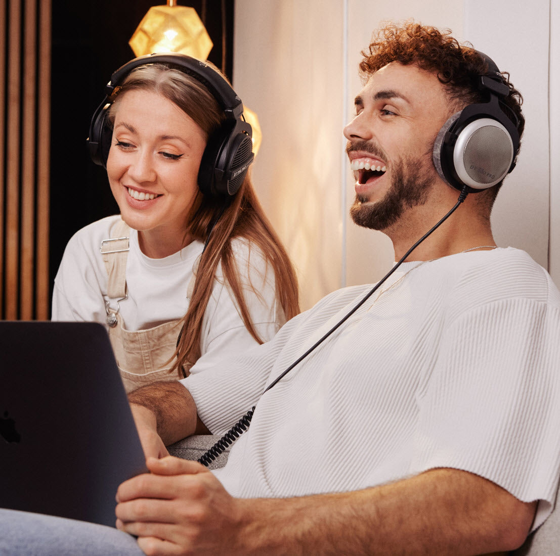 DT 880 PRO 250 Ohm Professional Monitoring Headphone for quality sound