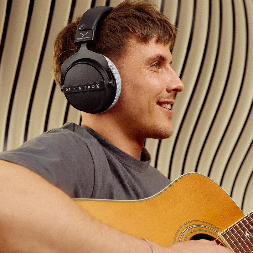 DT 770 PRO X in the recording studio