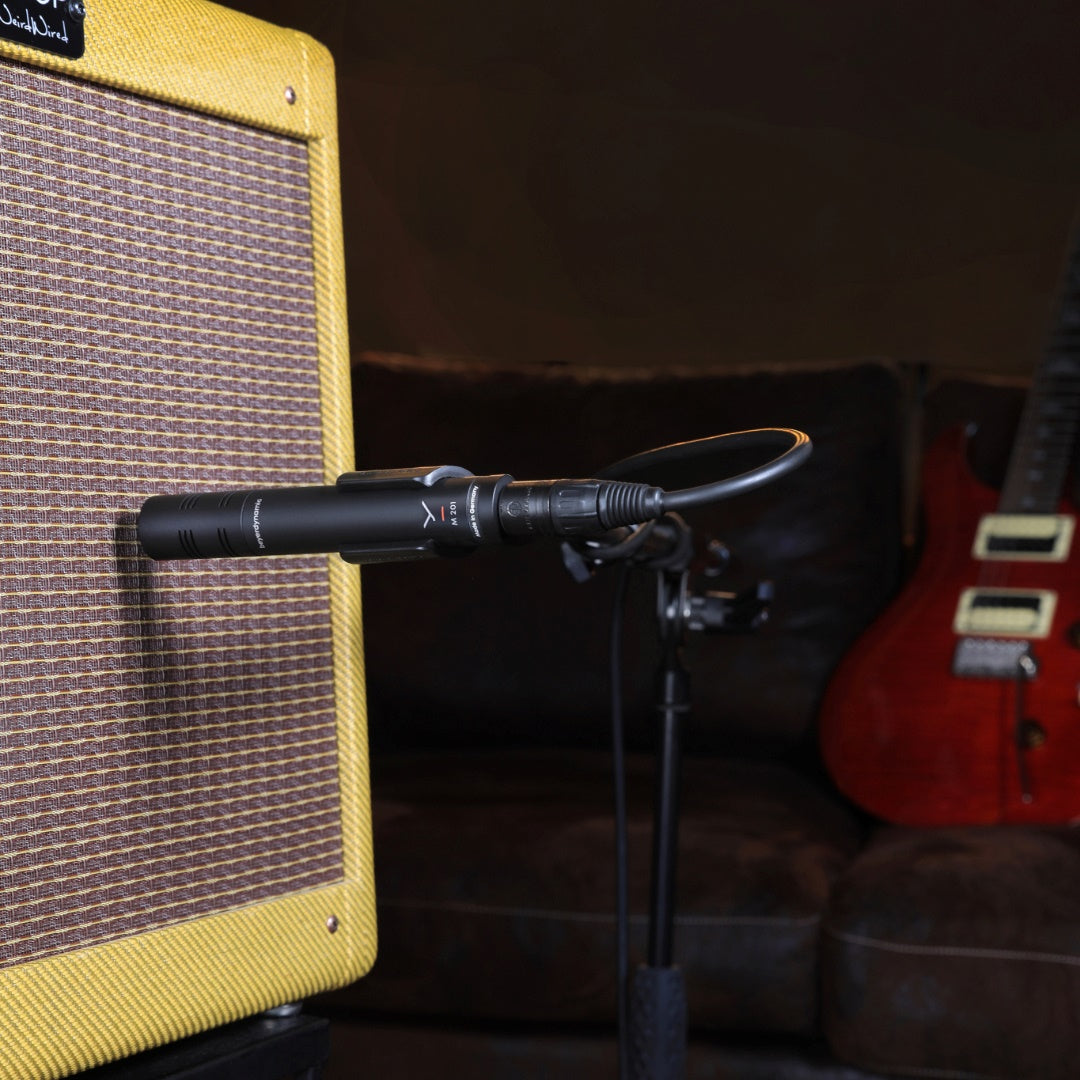 M 201 - Dynamic Moving-Coil Microphone for guitar cabs
