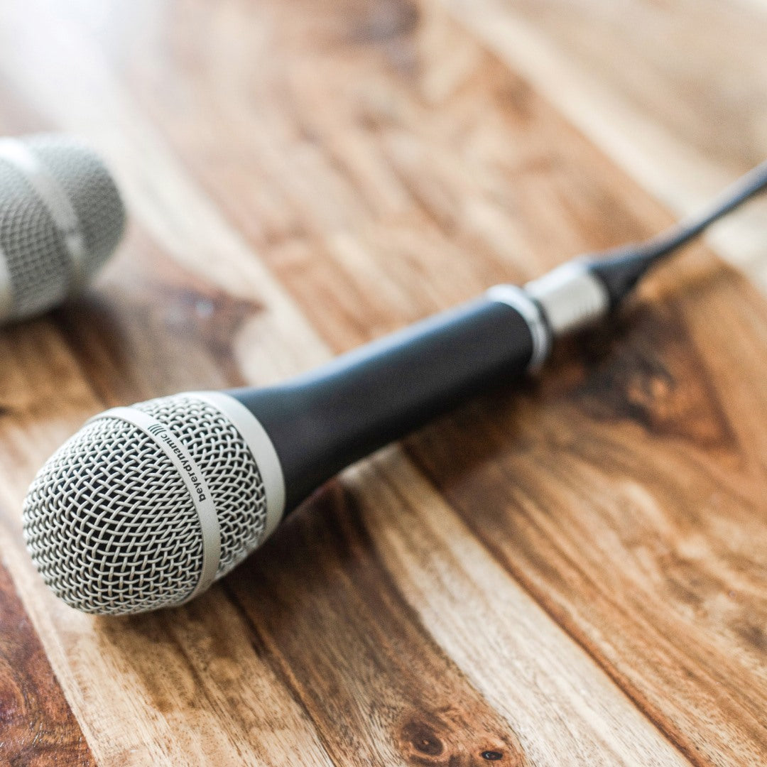 TG V50d Professional Dynamic Vocal Microphone, Cardioid for live applications