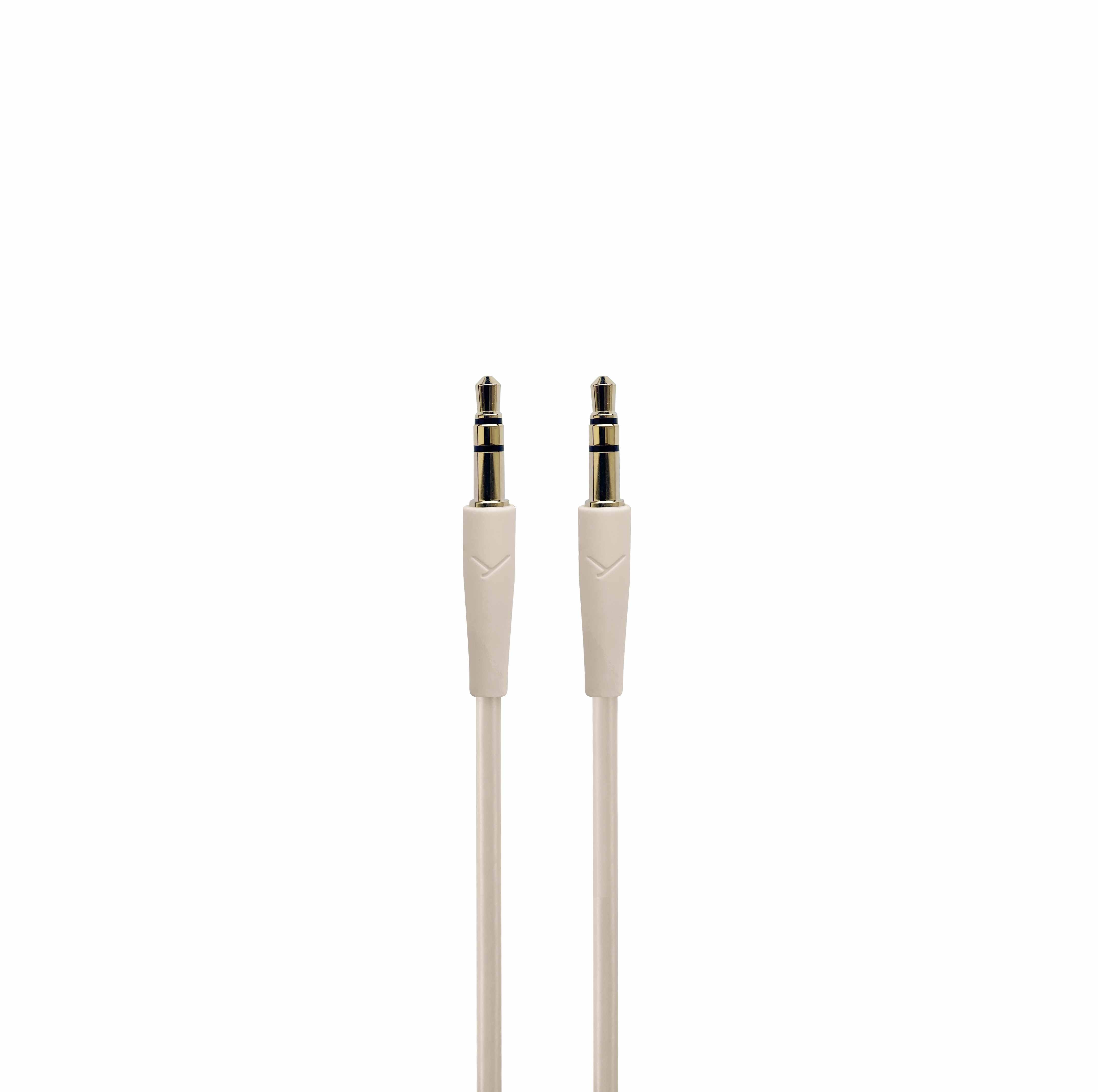A 3.5mm to 3.5mm cable is provided for plug-n-play use