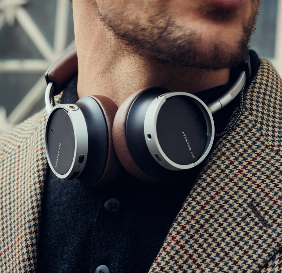 Great sound can be smart too: with Google Fast Pair, you're connected in seconds. And with multipoint,
it can even connect to your laptop and smartphone simultaneously.