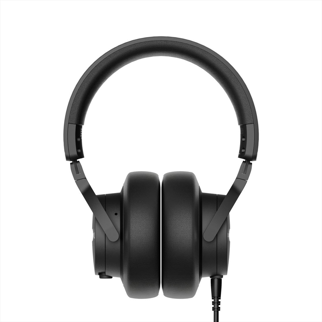 DJ headphones with overear earpads