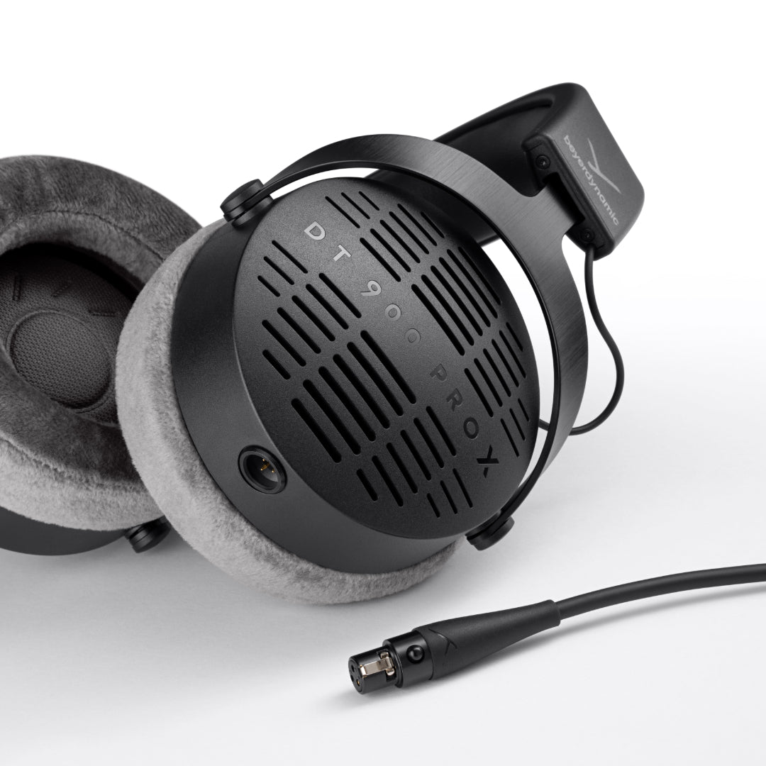 DT 900 PRO X 48 Ohm Professional Monitoring Headphone plug-n-play