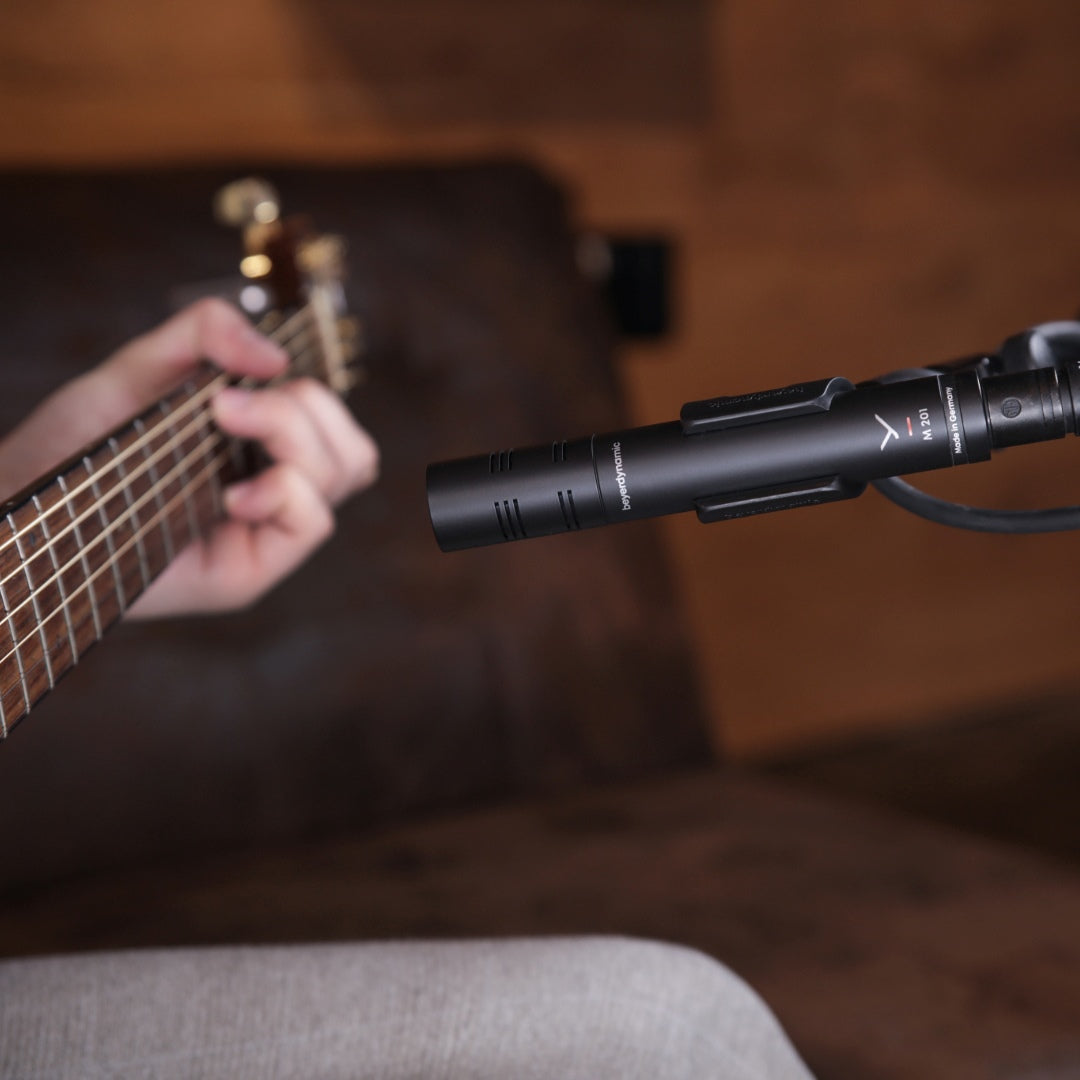 M 201 - Dynamic Moving-Coil Microphone for guitar