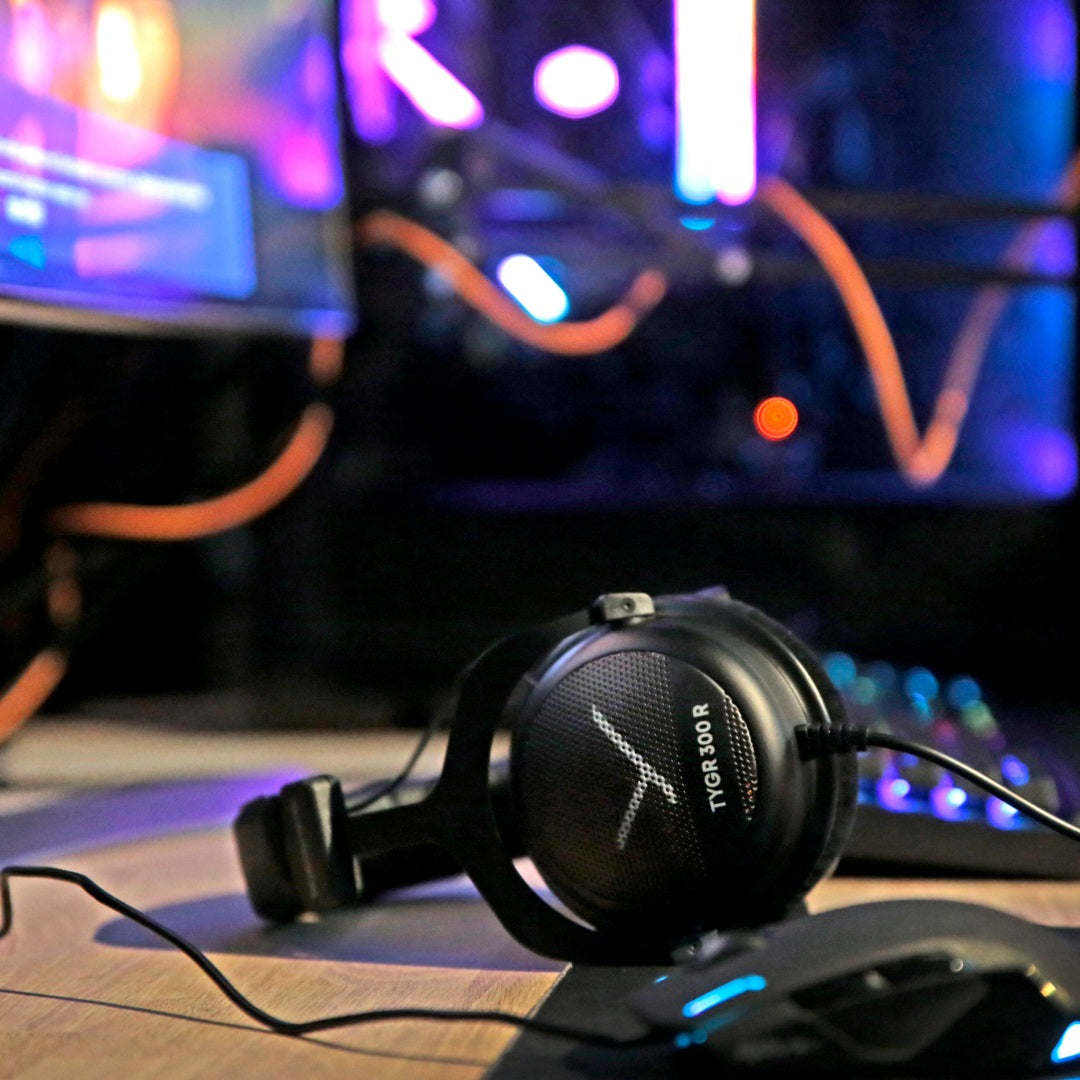 TYGR 300 R Professional Gaming Headphone for Esports